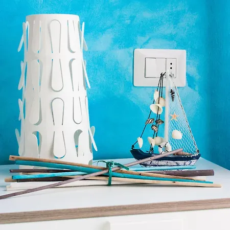 לינה וארוחת בוקר Borgomarino's