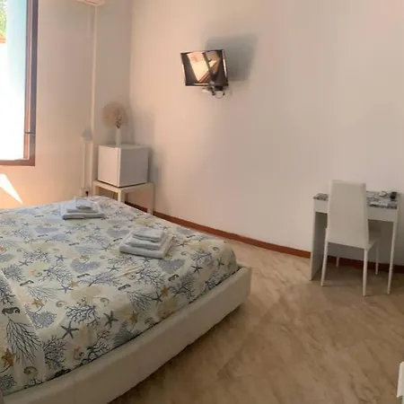 Borgomarino's Bed and Breakfast 4*